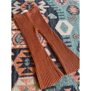 2T • ZARA Neutral Clay Color Stretchy Flared Leggings